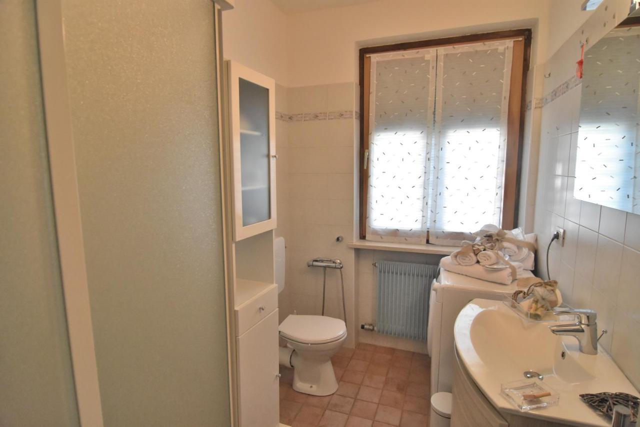 Appartamento Da Romina Con Parcheggio Gratuito Sanzeno Buitenkant foto