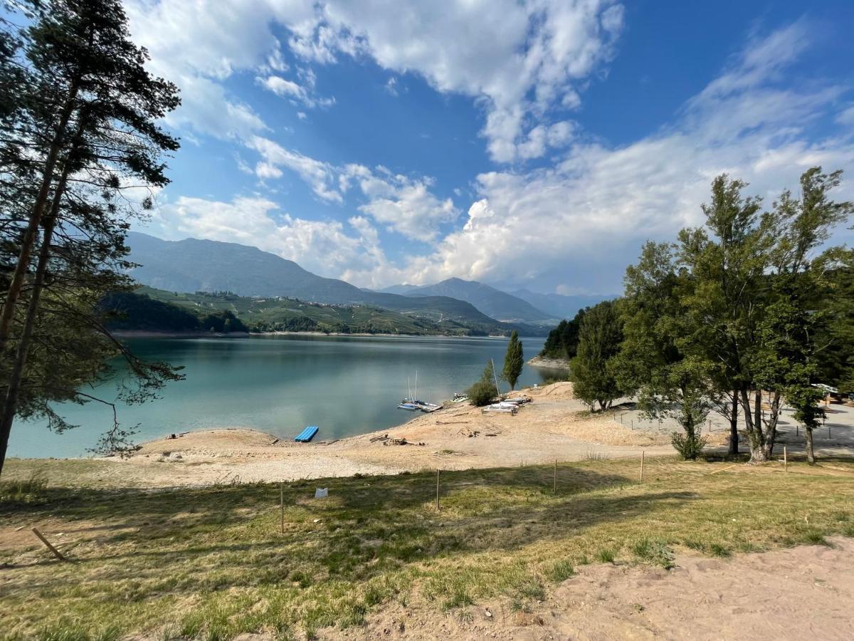 Appartamento Da Romina Con Parcheggio Gratuito Sanzeno Buitenkant foto