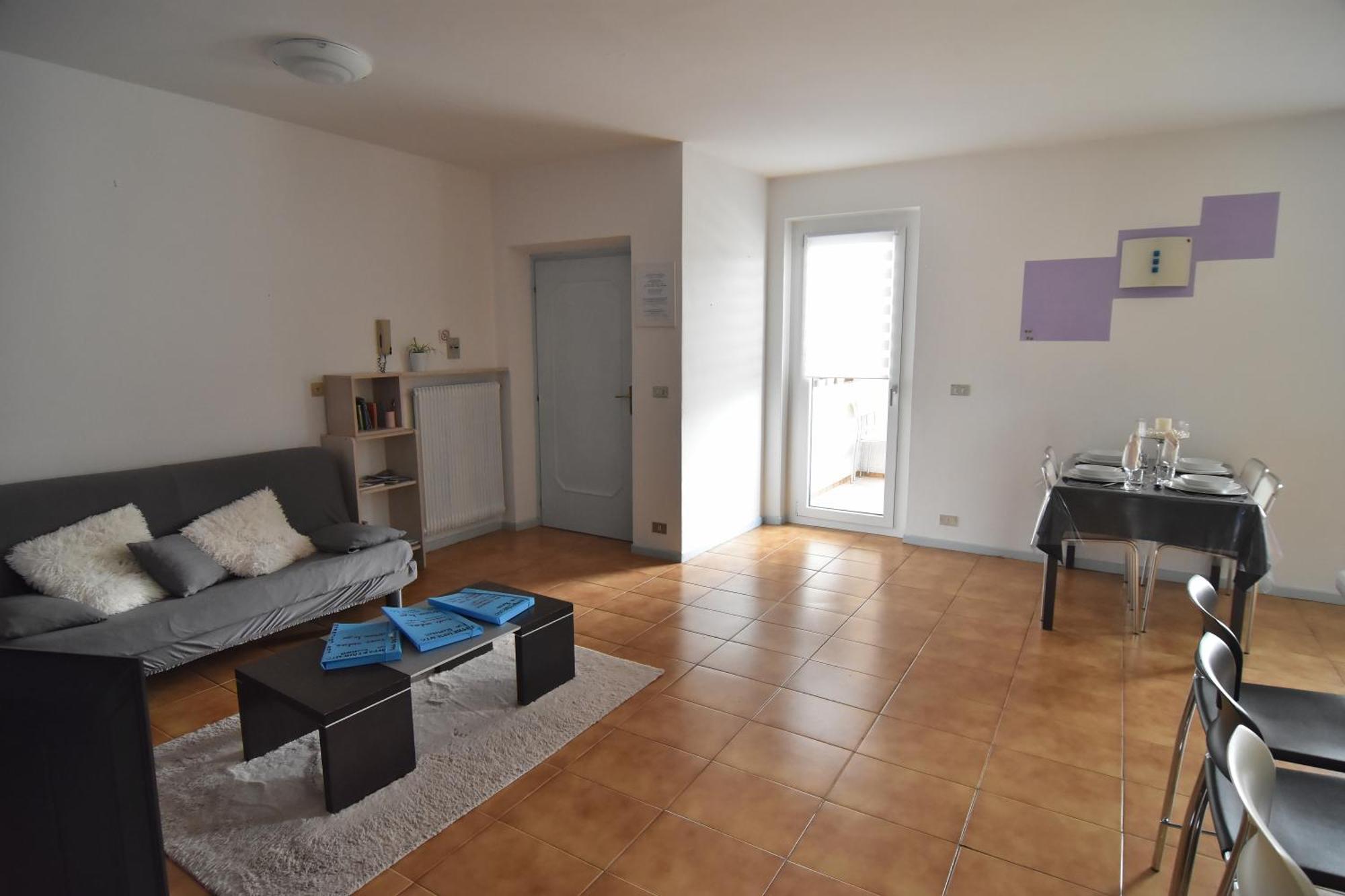 Appartamento Da Romina Con Parcheggio Gratuito Sanzeno Buitenkant foto
